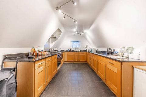 2 bedroom flat for sale, Langton House, Harrow, HA2
