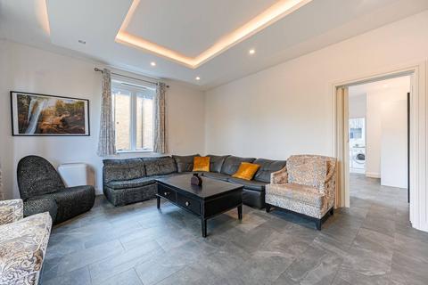 5 bedroom detached house to rent, Ashchurch Grove, Ravenscourt Park, London, W12