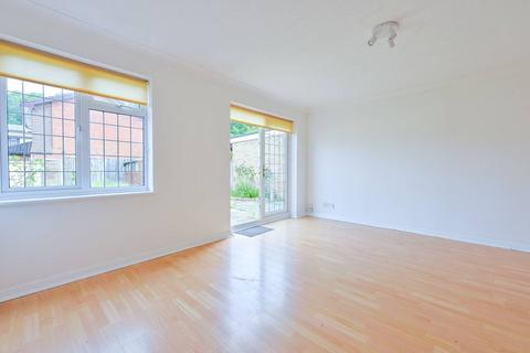 undefined, CHERTSEY, SURREY, KT16, Chertsey, KT16