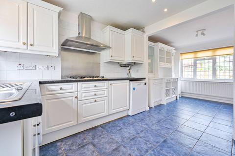 undefined, CHERTSEY, SURREY, KT16, Chertsey, KT16