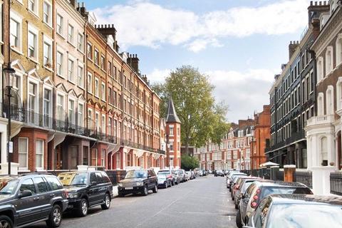 3 bedroom apartment to rent, Roland Gardens, South Kensington, London, SW7