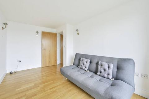 2 bedroom flat for sale, Long Lane, London Bridge, London, SE1