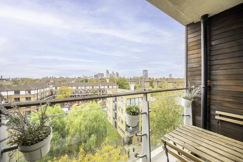 2 bedroom flat for sale, Long Lane, London Bridge, London, SE1