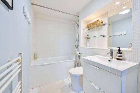 2 bedroom flat for sale, Long Lane, London Bridge, London, SE1