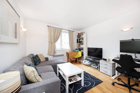 1 bedroom flat for sale, Colefax Building, Aldgate, London, E1