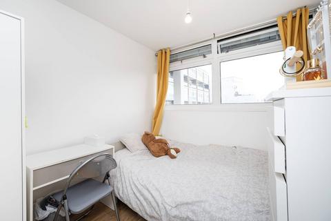 3 bedroom flat for sale, Norton House, Bigland Street, Shadwell, London, E1