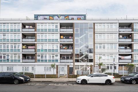 3 bedroom flat for sale, Norton House, Bigland Street, Shadwell, London, E1