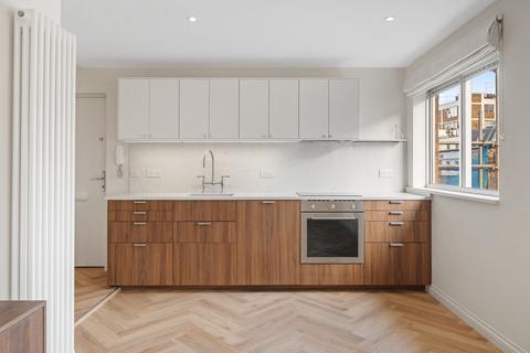 1 bedroom apartment to rent, Stadium St, Chelsea