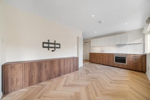 1 bedroom apartment to rent, Stadium St, Chelsea
