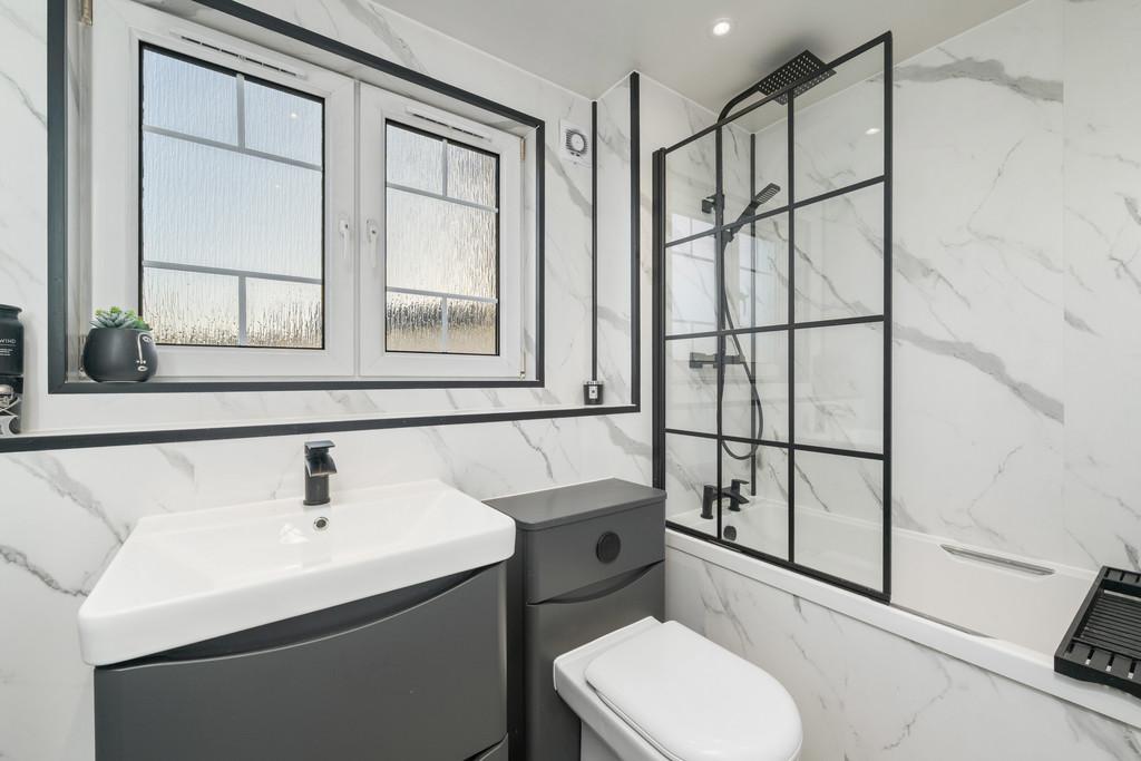 24 Owen Stone Street 21