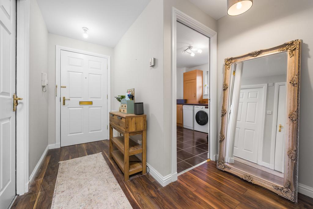 24 Owen Stone Street 07