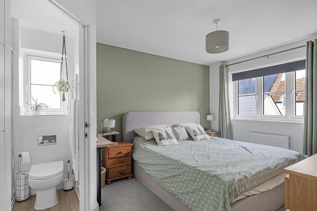 Principle bedroom