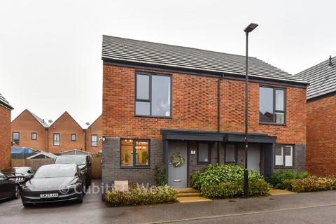 undefined, Mountain Street, Crawley RH11
