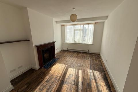 4 bedroom end of terrace house to rent, The Gardens, Brighton BN42