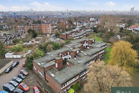 2 bedroom apartment for sale, Christchurch Avenue, London NW6