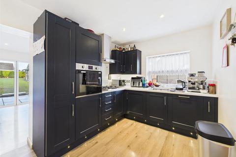3 bedroom semi-detached house for sale, School Lane, Bempton