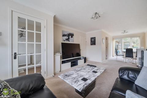 3 bedroom end of terrace house for sale, Jubilee Close, Tadley RG26