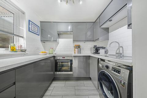 1 bedroom flat for sale, Highview Road, Sidcup