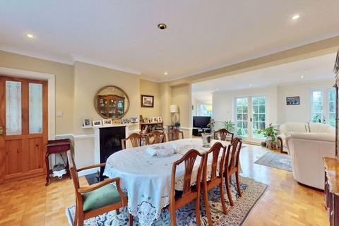 3 bedroom semi-detached house for sale, Oakwood Road, Hampstead Garden Suburb, NW11