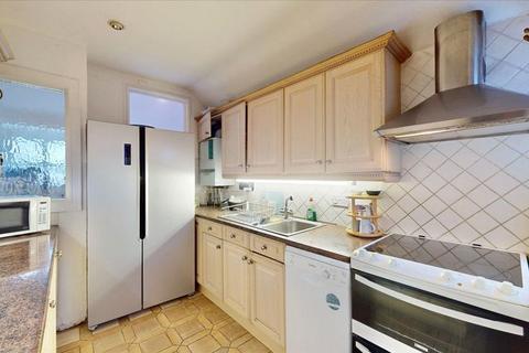 3 bedroom semi-detached house for sale, Oakwood Road, Hampstead Garden Suburb, NW11