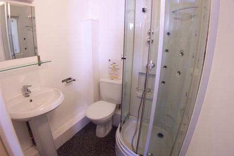 1 bedroom apartment to rent, St. Anns Lane, Leeds (STUDENTS ONLY)