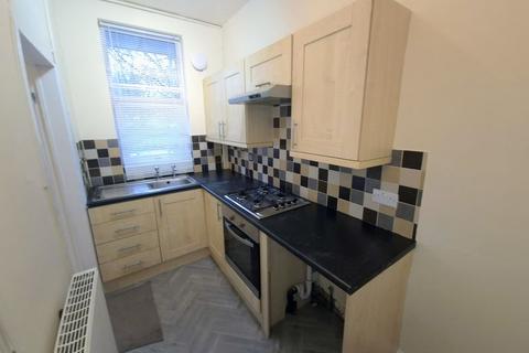 2 bedroom terraced house for sale, Knowle Avenue, Leeds