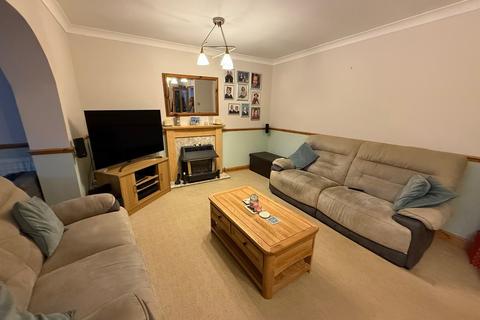 3 bedroom semi-detached house for sale, St Gilberts Road , Bourne