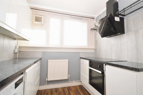 2 bedroom apartment to rent, Mulgrave Road, London