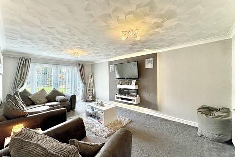 4 bedroom detached house for sale, High Park Crescent, SEDGLEY, DY3 1QS