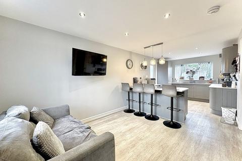 4 bedroom detached house for sale, High Park Crescent, SEDGLEY, DY3 1QS