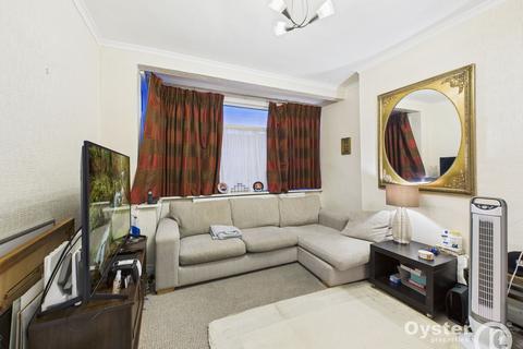 3 bedroom semi-detached house to rent, Whistler Gardens, Edgware, HA8
