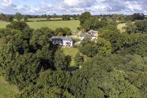 undefined, Honiton EX14