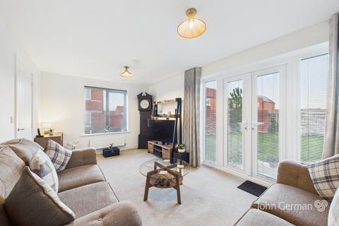 3 bedroom end of terrace house for sale, Lowther Street, Lichfield