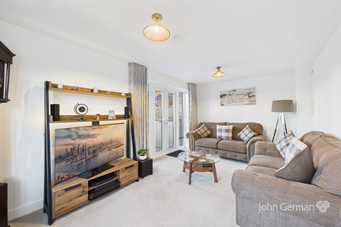3 bedroom end of terrace house for sale, Lowther Street, Lichfield