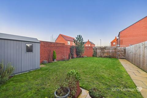 3 bedroom end of terrace house for sale, Lowther Street, Lichfield