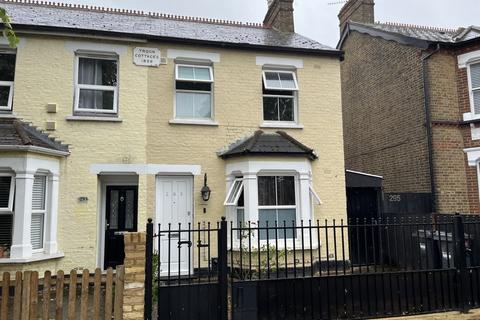 House share to rent, Staines Road, Feltham