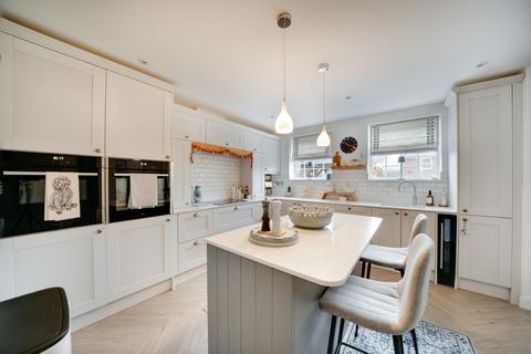 undefined, Dudley Grove, Doseley, TF4