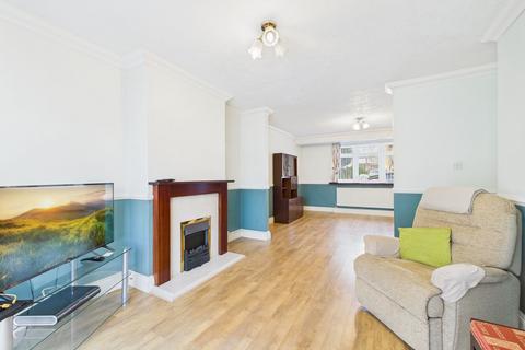undefined, Abbotts Drive, Stanford-Le-Hope, SS17