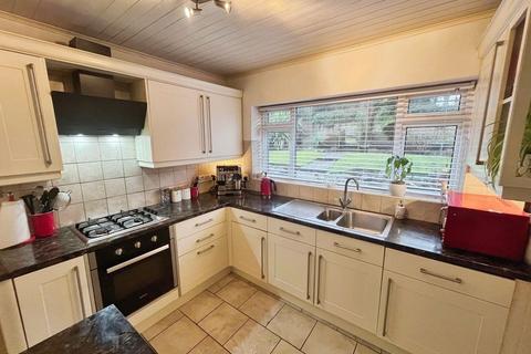 4 bedroom semi-detached house for sale, Fellside, Harwood
