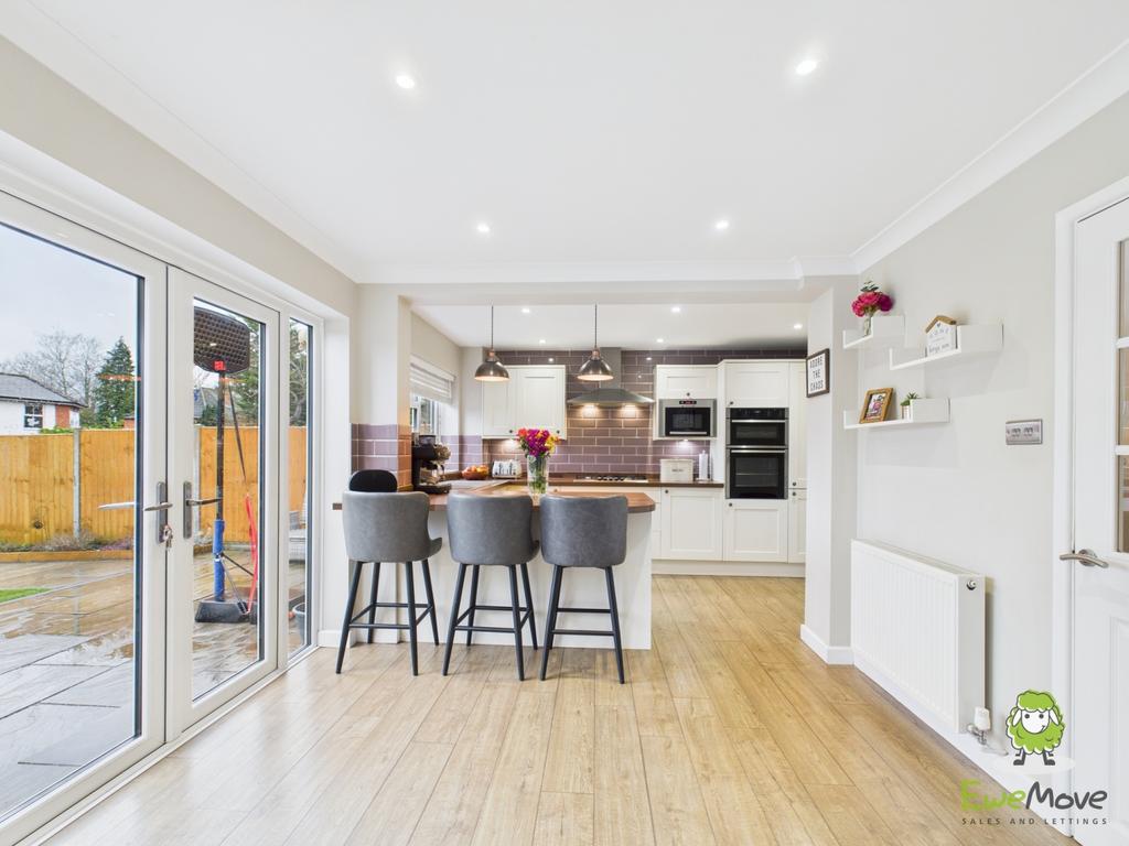Ewe Move Fleet - Highdown - Kitchen
