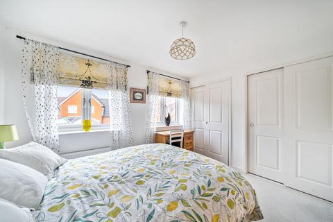 undefined, Hawkinge - Offers in Excess of £280,000