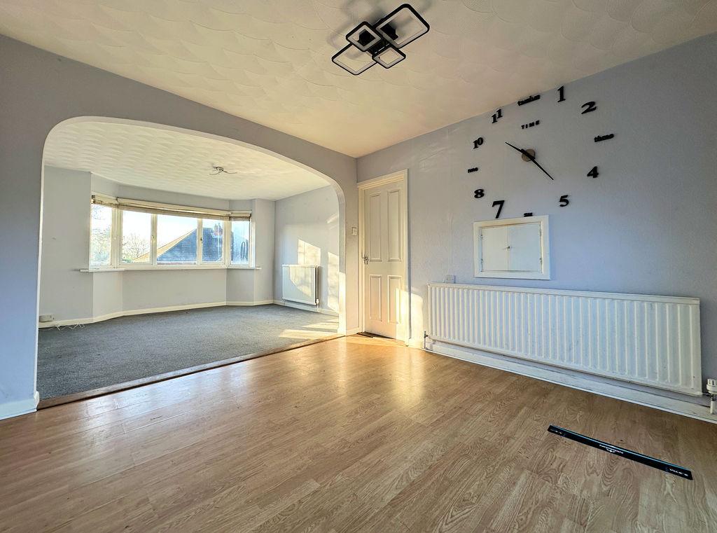 Dining/Lounge