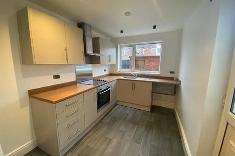 2 bedroom terraced house to rent, Malborough Avenue