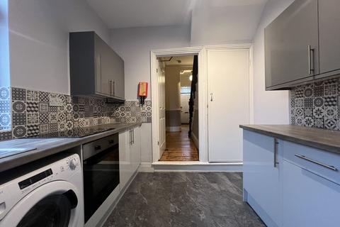 4 bedroom house to rent, Cardigan Terrace, Newcastle Upon Tyne NE6