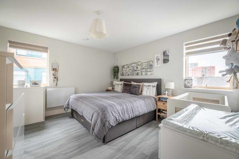 2 bedroom apartment for sale, Flat Vanburgh Court, 40, Stoke Road,, SL2