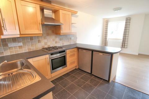 2 bedroom flat to rent, Dracaena Court, Falmouth TR11