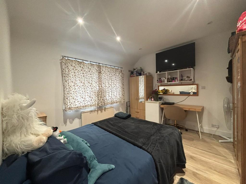 145 Westway 1