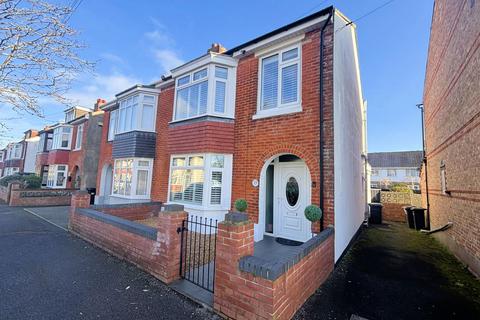 3 bedroom semi-detached house for sale, Oval Gardens, Gosport PO12