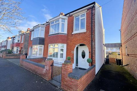 3 bedroom semi-detached house for sale, Oval Gardens, Gosport PO12