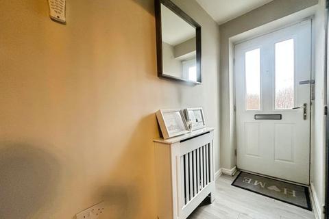 2 bedroom terraced house for sale, Kinross Avenue, Heywood